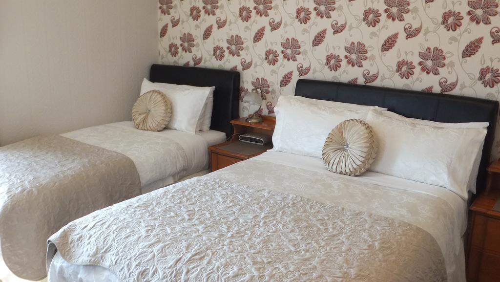 The Homestead Guest House Cairnryan Habitación foto